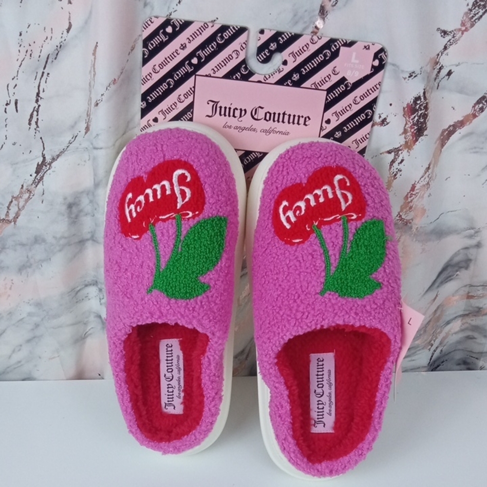 👠 Juicy Couture Juicy Chills Cherry Slippers